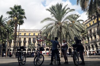 Un tour privado con delivery en bicicleta classic para 2 en Delivery Bikes BCN en Barcelona