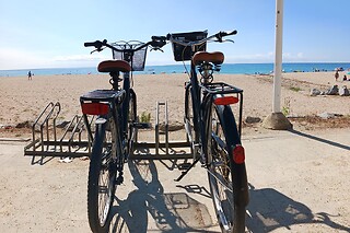 Un tour privado con delivery en bicicleta classic para 2 en Delivery Bikes BCN en Barcelona