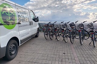 Un tour privado con delivery en bicicleta classic para 2 en Delivery Bikes BCN en Barcelona