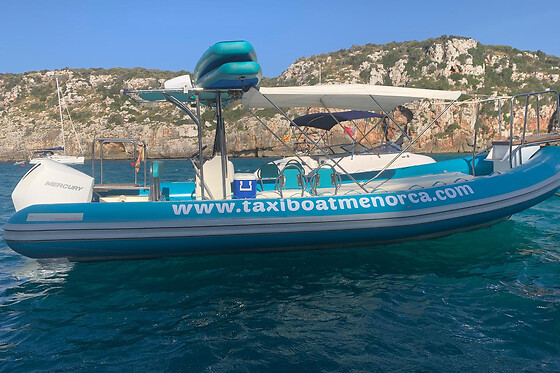 Un alquiler de paddle surf para 4 en MenorcAventura en Alaior (Islas Baleares)
