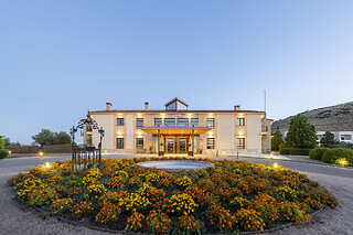 Una noche con experiencia bienestar y cena para 2 en Hotel Spa Villa Nazules**** en Almonacid de Toledo (Toledo)
