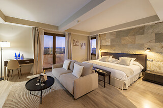Una noche con experiencia bienestar y cena para 2 en Hotel Spa Villa Nazules**** en Almonacid de Toledo (Toledo)