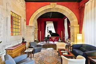 Una noche en suite con desayuno para 2 en Abba Palacio de Soñanes**** en Villacarriendo (Cantabria)