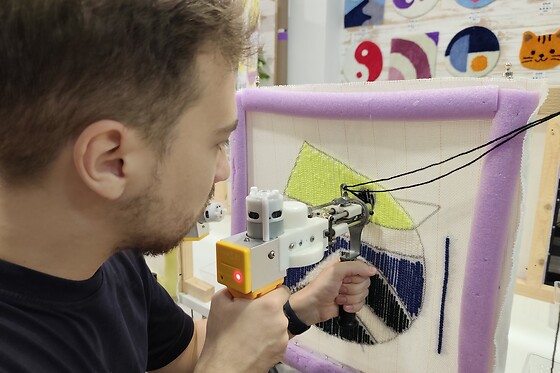 Un taller creativo de alfombras con técnica tufting para 1 persona en EP Custom Rug, en València