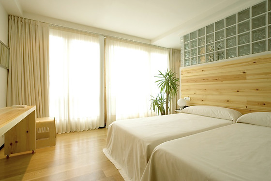 HOTEL LA PLAZA II - photo 5