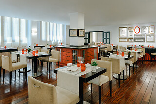 Una noche con desayuno para 2 en Abba Euskalduna Hotel**** en Bilbao (Bizkaia)