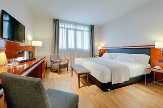 Una noche con desayuno para 2 en Abba Euskalduna Hotel**** en Bilbao (Bizkaia)