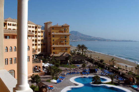 Un acceso a espacio bienestar con masaje para 1 en Hotel IPV Palace & Spa Costa del Sol Sup en Fuengirola (Málaga)