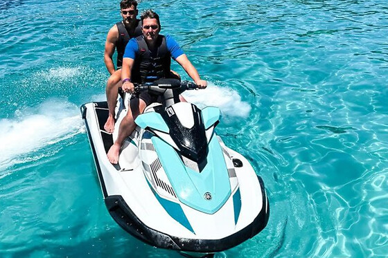 Excursión en moto acuática con guía hasta Cala Salada, en Ibiza