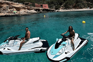 Excursión en moto acuática con guía hasta Cala Salada, en Ibiza