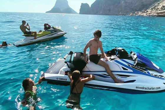 Excursión en moto acuática desde San Antonio (Ibiza) hasta Atlantis