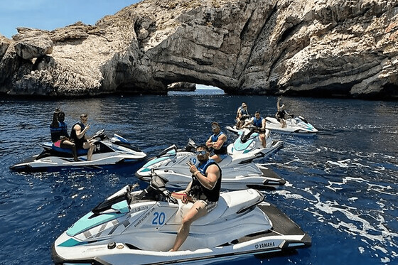Excursión en moto acuática a las islas Margarita con salida desde San Antonio (Ibiza)