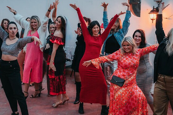 Clases de salsa y sangría en una azotea de Barcelona