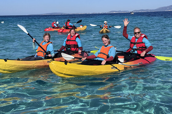 Excursión en piragua y kayak de mar por la bahía de Palma de Mallorca (2 h)