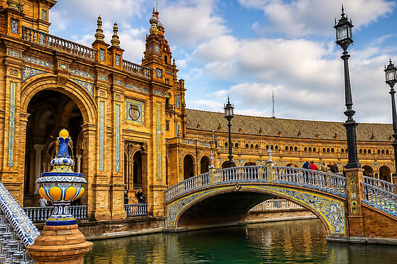 Visita a Sevilla: lugares que no te puedes perder y tapas