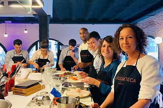 Visita al mercado de Santa Caterina, clase de cocina de tapas y paella