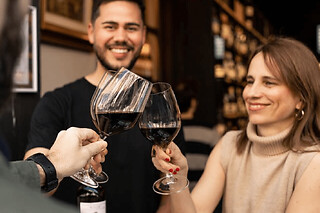 Experiencia gastronómica y enológica con un sumiller