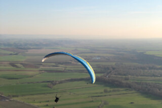 Un vuelo de aventura en parapente para 2 en Airparapente en Alarilla (Guadalajara)