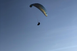 Un vuelo de aventura en parapente para 2 en Airparapente en Alarilla (Guadalajara)