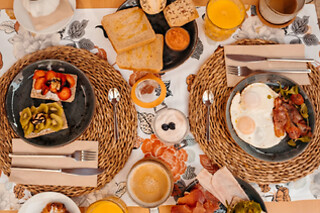 Una noche en Junior Suite con desayuno para 2 en Hotel Ca'n Moragues**** en Arta (Islas Baleares)