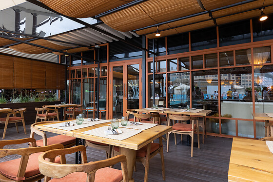 Una comida o una cena para 2 en Restaurante Bravo D Mar en Barcelona