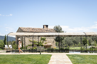 Una noche con desayuno para 2 en Can Buch Hotel ECOTurismo en Sant Aniol de Finestres (Girona)