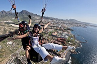 Un vuelo en parapente para 3 en Brisa Paragliding en Costa Adeje (Santa Cruz de Tenerife)