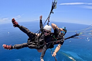 Un vuelo en parapente para 3 en Brisa Paragliding en Costa Adeje (Santa Cruz de Tenerife)