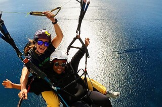 Un vuelo en parapente para 3 en Brisa Paragliding en Costa Adeje (Santa Cruz de Tenerife)
