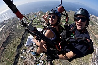 Un vuelo en parapente para 3 en Brisa Paragliding en Costa Adeje (Santa Cruz de Tenerife)