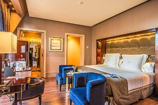 Una noche para 2 en Hotel Casa Fuster G.L Monumento***** en Barcelona