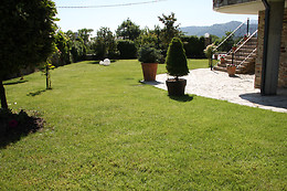 HOTEL VILLA MENCÍA