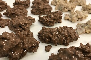 Una experiencia ChocoMasters Kids para 2 adultos y 2 niños en el Taller de Chocolate en Zaragoza