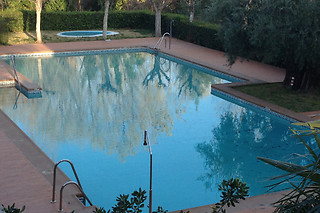 Una noche en habitación doble deluxe para 2 en Villa Turística de Laujar de Andarax*** en Almería