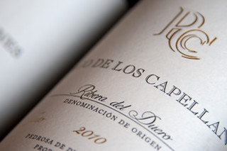 Visita a bodega y cata de 3 vinos para 2 en Pago de los Capellanes en Pedrosa (Burgos)