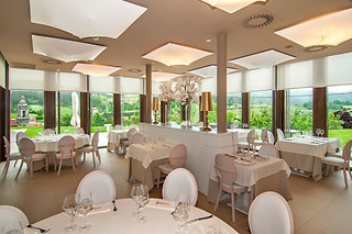 Una noche con desayuno para 2 en Hotel Torre Zumeltzegi en Oñate (Gipuzkoa)