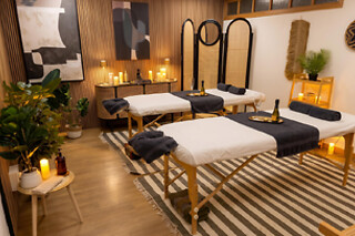 Un masaje facial + cuello y hombros para 1 en Relax VLC en Valencia