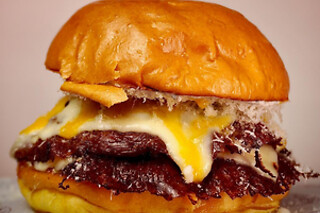 Una comida o cena para 2 en The Risky Burger en San Benito - Progreso (Murcia)