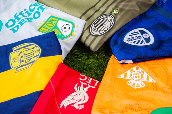 Camiseta de fútbol sorpresa