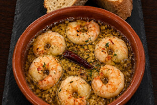Una comida o cena para 2 en Embera Farm Grill & Cócteles en Valencia