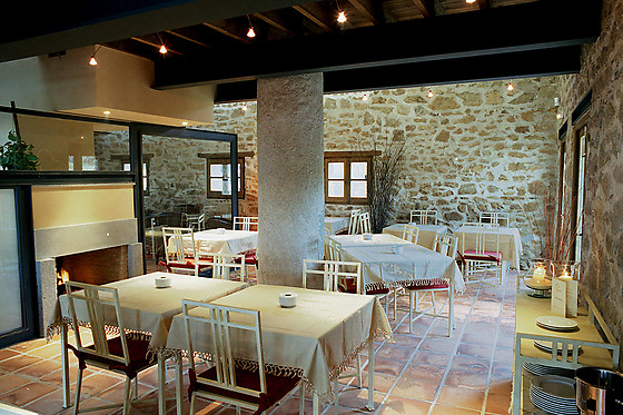 Una noche con desayuno para 2 en Hotel El Turcal**** en Torremenga (Cáceres)