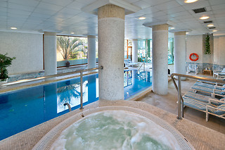 Un tratamiento corporal para 1 en Hotel IPV Palace & Spa Costa del Sol Sup en Fuengirola (Málaga)
