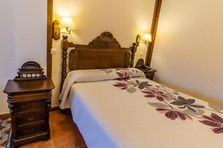 Dos noches para 3 en Hotel Santo Domingo de Silos*** en Santo Domingo de Silos (Burgos)