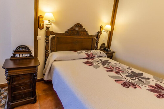 Dos noches para 3 en Hotel Santo Domingo de Silos*** en Santo Domingo de Silos (Burgos)