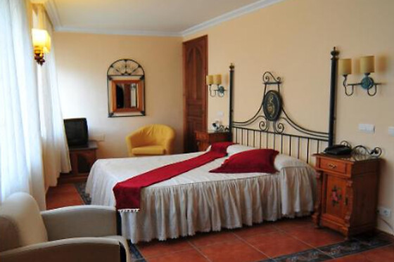 Dos noches para 3 en Hotel Santo Domingo de Silos*** en Santo Domingo de Silos (Burgos)