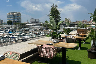 Una comida o una cena gourmet premium para 2 en Restaurante Selvático Beach Club en Tarragona
