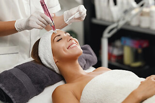 Una higiene facial para 1 en Centro de Estética Avanzada y Peluquería Inma Fernández en Vila-real (Castellón)