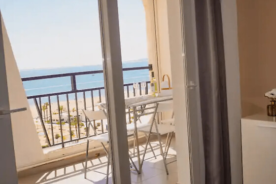 Una noche en apartamento para 2 en Holidays Costa Brava en Empuriabrava (Girona)