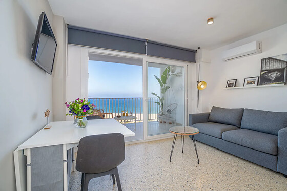 Una noche en apartamento para 2 en Holidays Costa Brava en Empuriabrava (Girona)