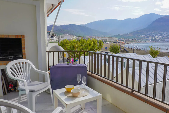 Una noche en apartamento para 2 en Holidays Costa Brava en Empuriabrava (Girona)